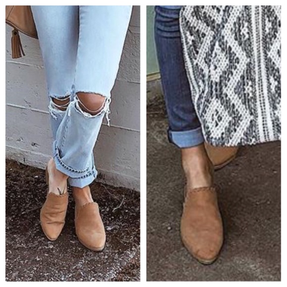 LAST ONE✨ Tan Mules Braided Trim, Vegan Leather - Picture 2 of 4